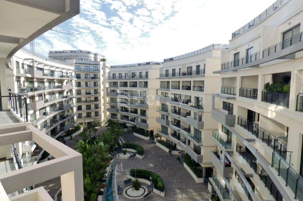 Pendergardens<br>Duplex Apartment