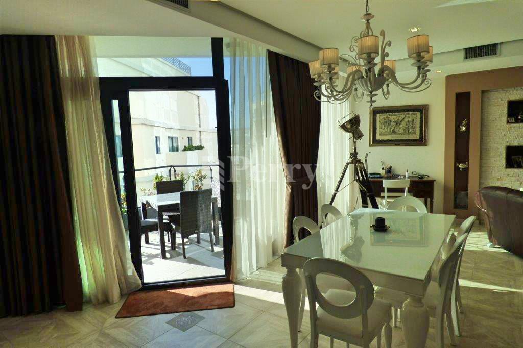 St Julians<br>Duplex Apartment