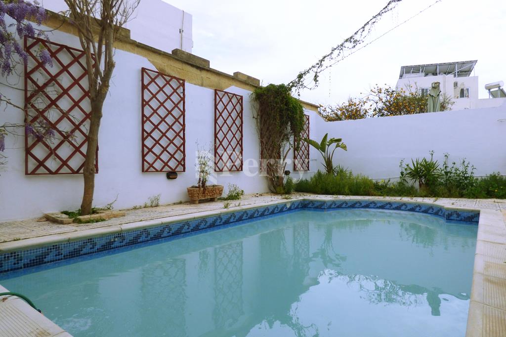 Bahar ic-Caghaq<br>Villa