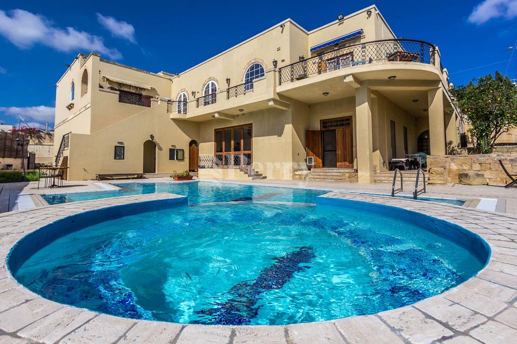 High Ridge, Madliena<br>Villa