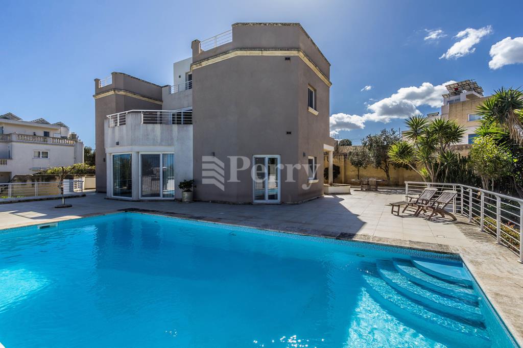 Madliena<br>Villa