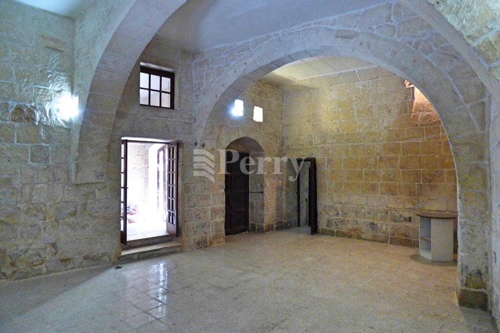 Lija<br>House of Character