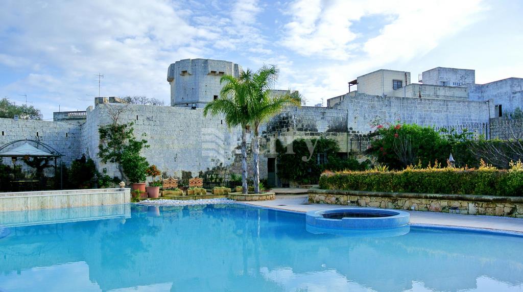 Qrendi<br>House of Character