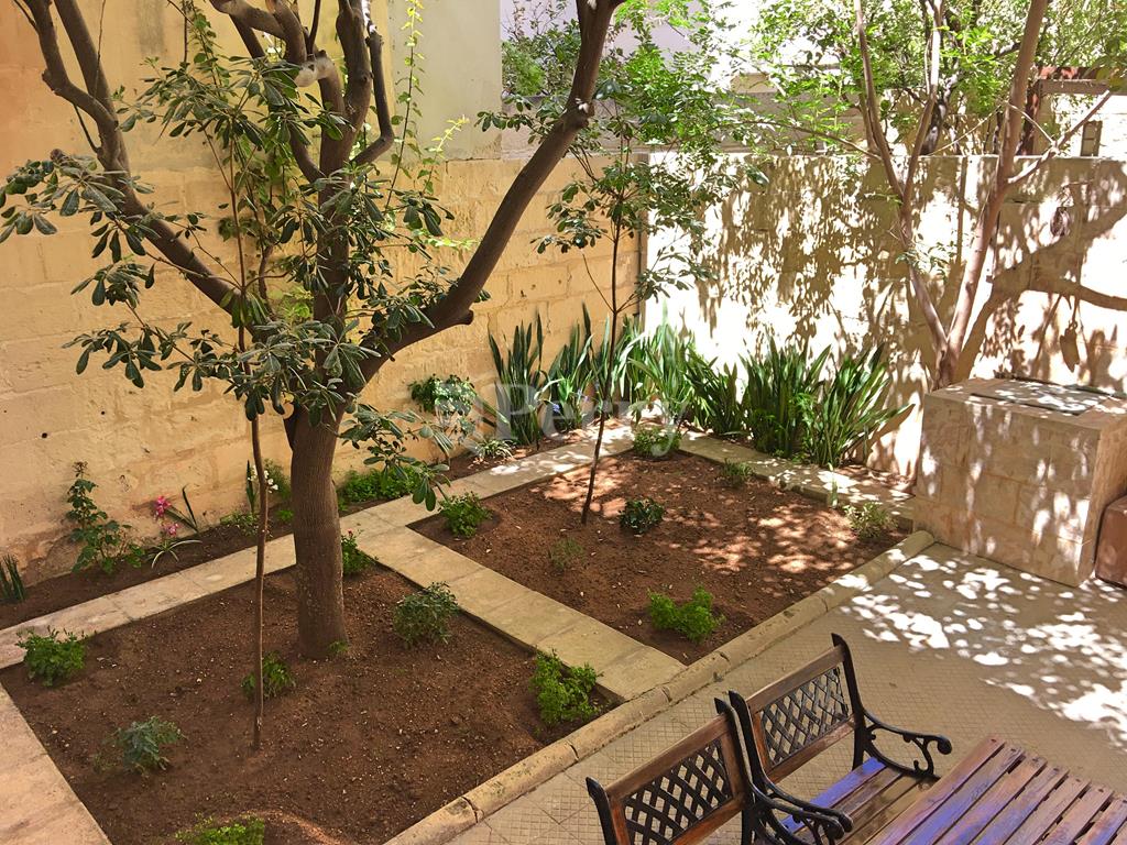 Sliema<br>House of Character