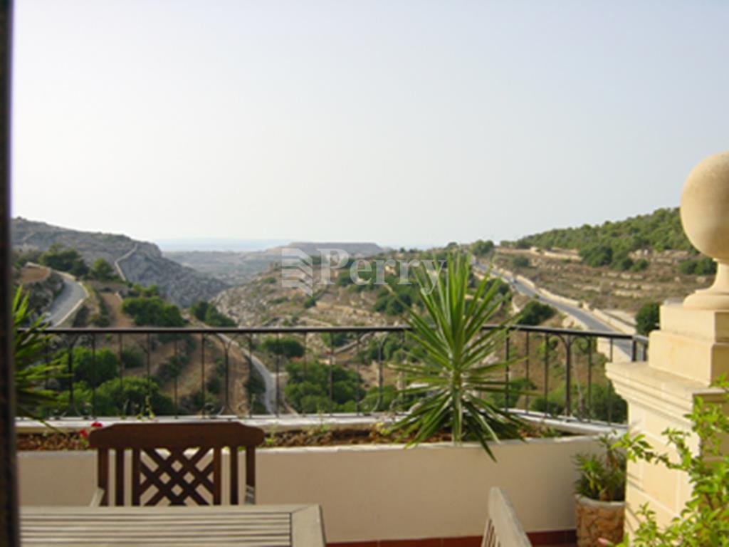 Madliena Village<br>Penthouse