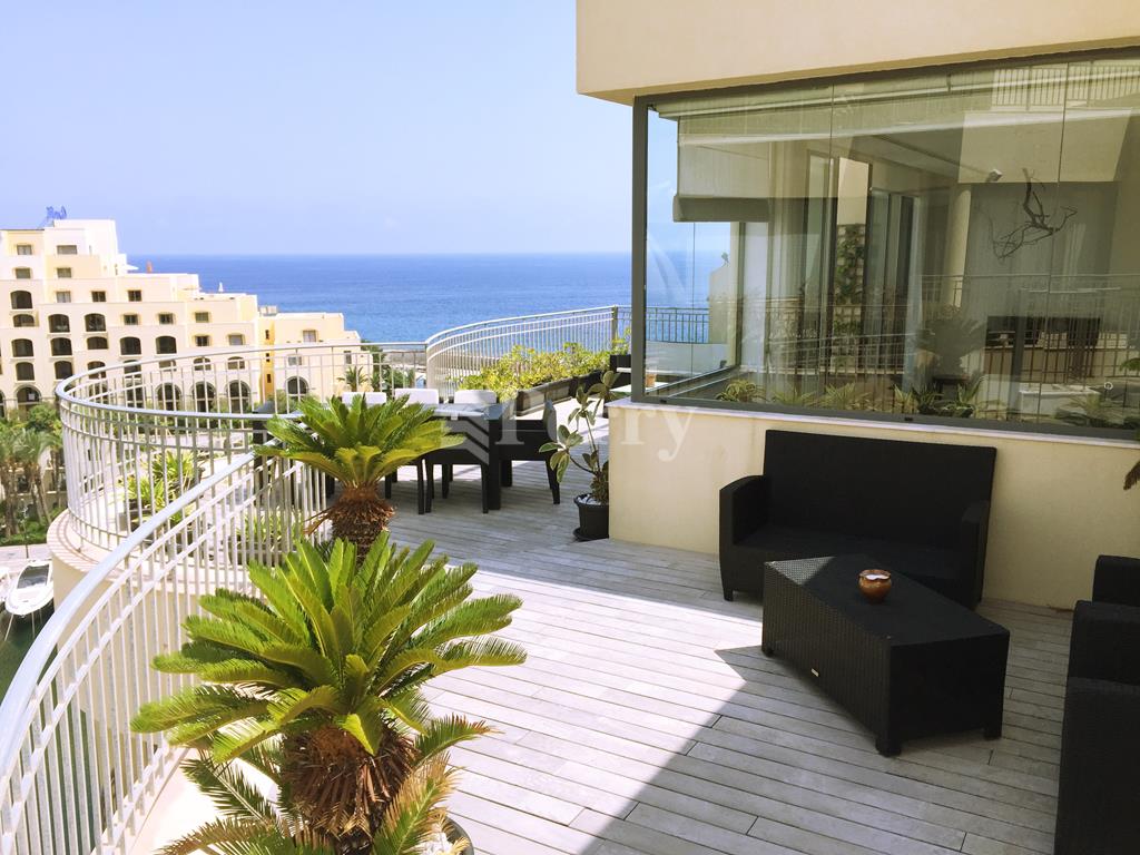 Portomaso, St Julians<br>Penthouse